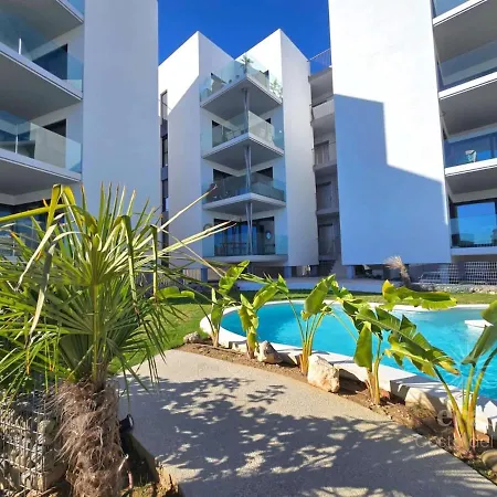 Duplex Penthouse Near The A116 Apartment