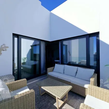 Duplex Penthouse Near The A116 Apartment