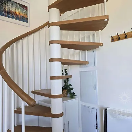 Apartment Duplex Penthouse Near The A116 *
